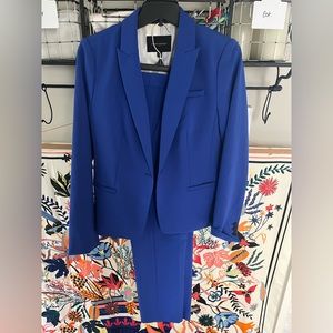 Bright blue Banana Republic Suit set size 8